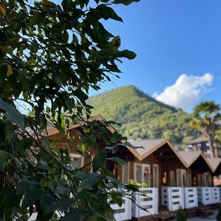 Гостевой Комплекс Парус Hotel New Athos Eksteriør billede
